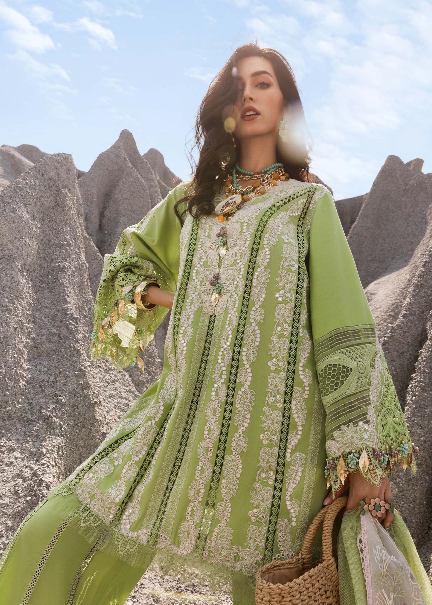 Saira Shakira Embroidered Luxury Lawn Unstitched 3Pc Suit NADINE-A
