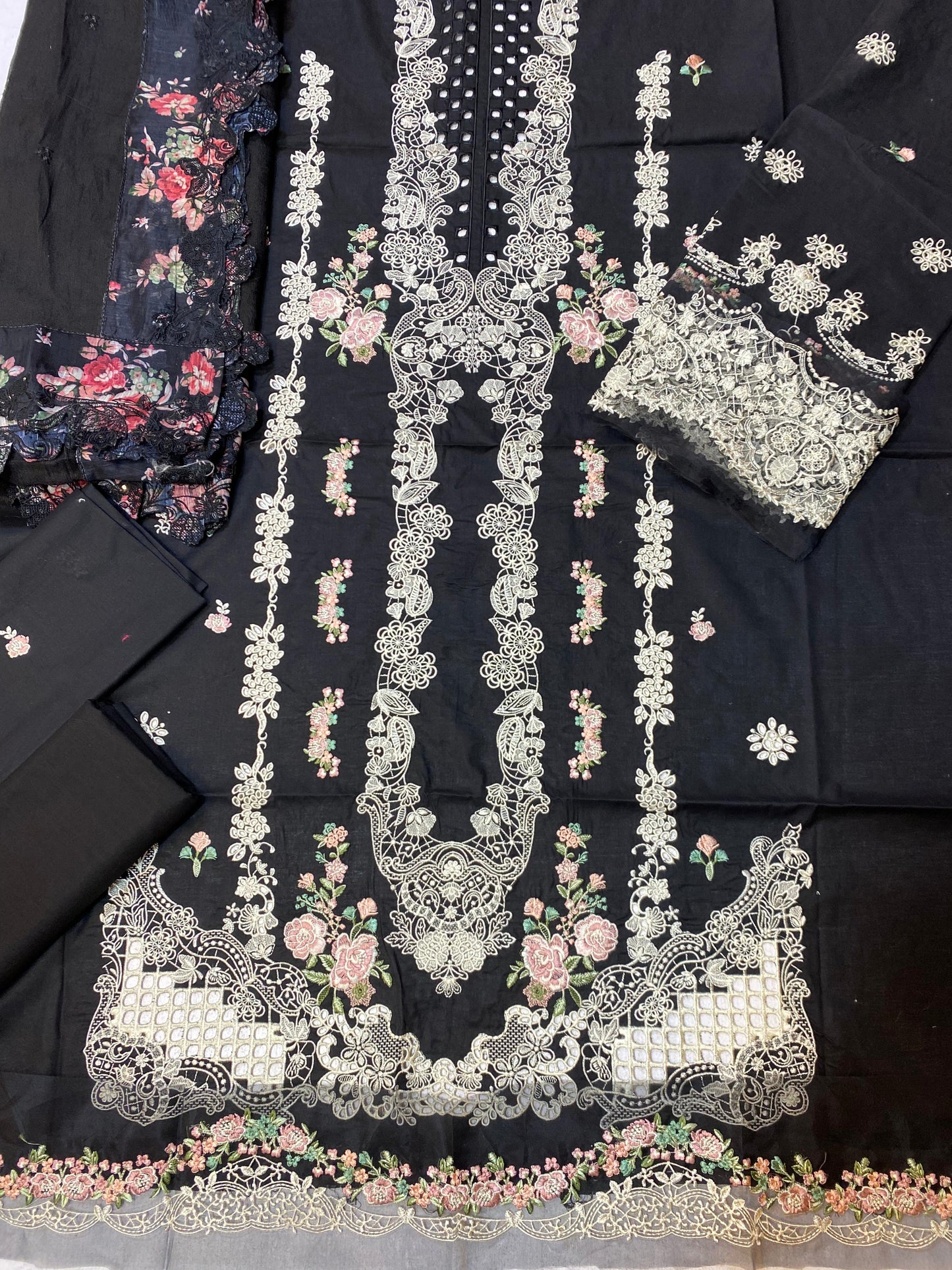 Elaf Embroidered Lawn Suits Unstitched 3 Piece ELH-6A Serena