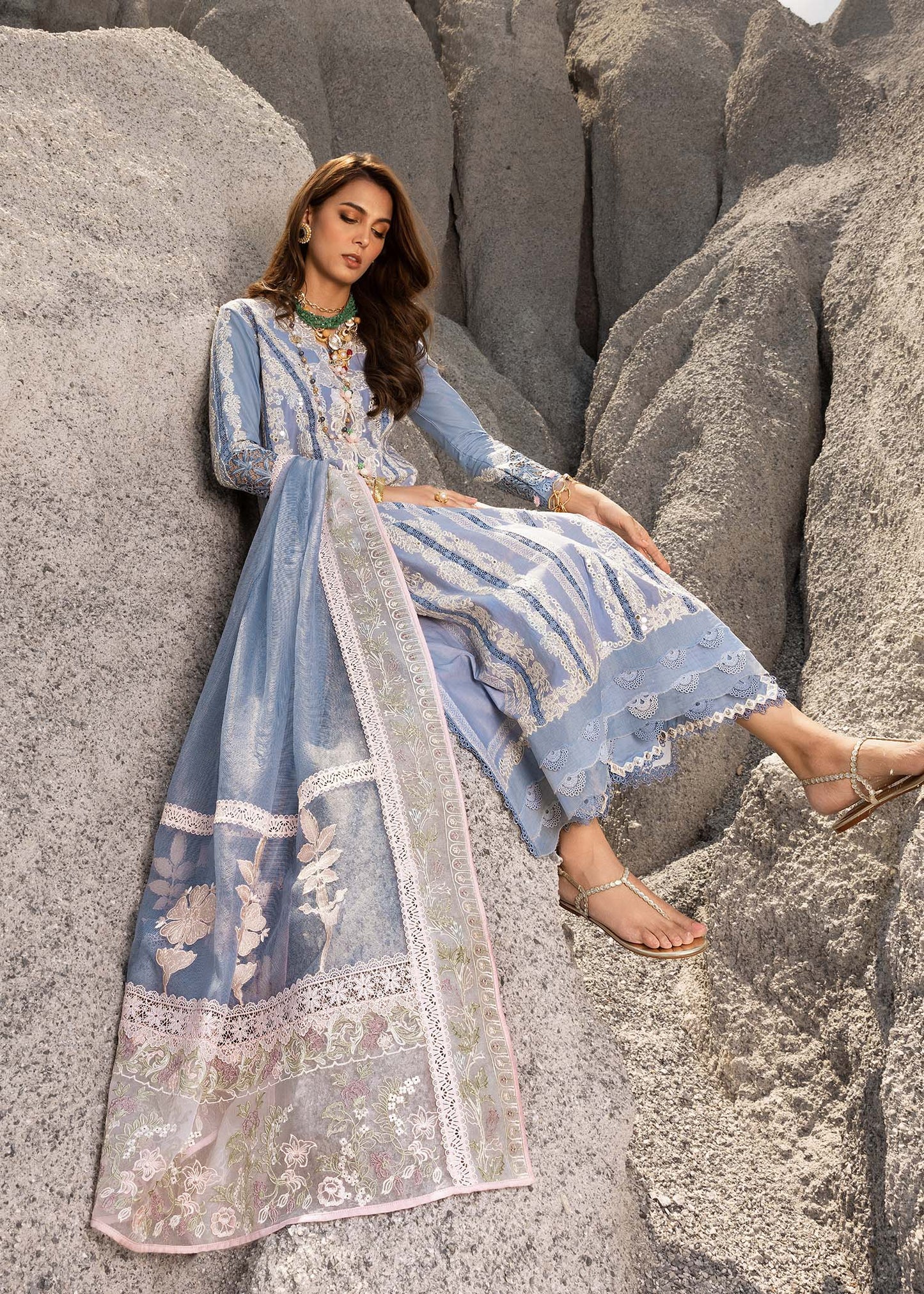 Saira Shakira Embroidered Luxury Lawn Unstitched 3Pc Suit NADINE-A