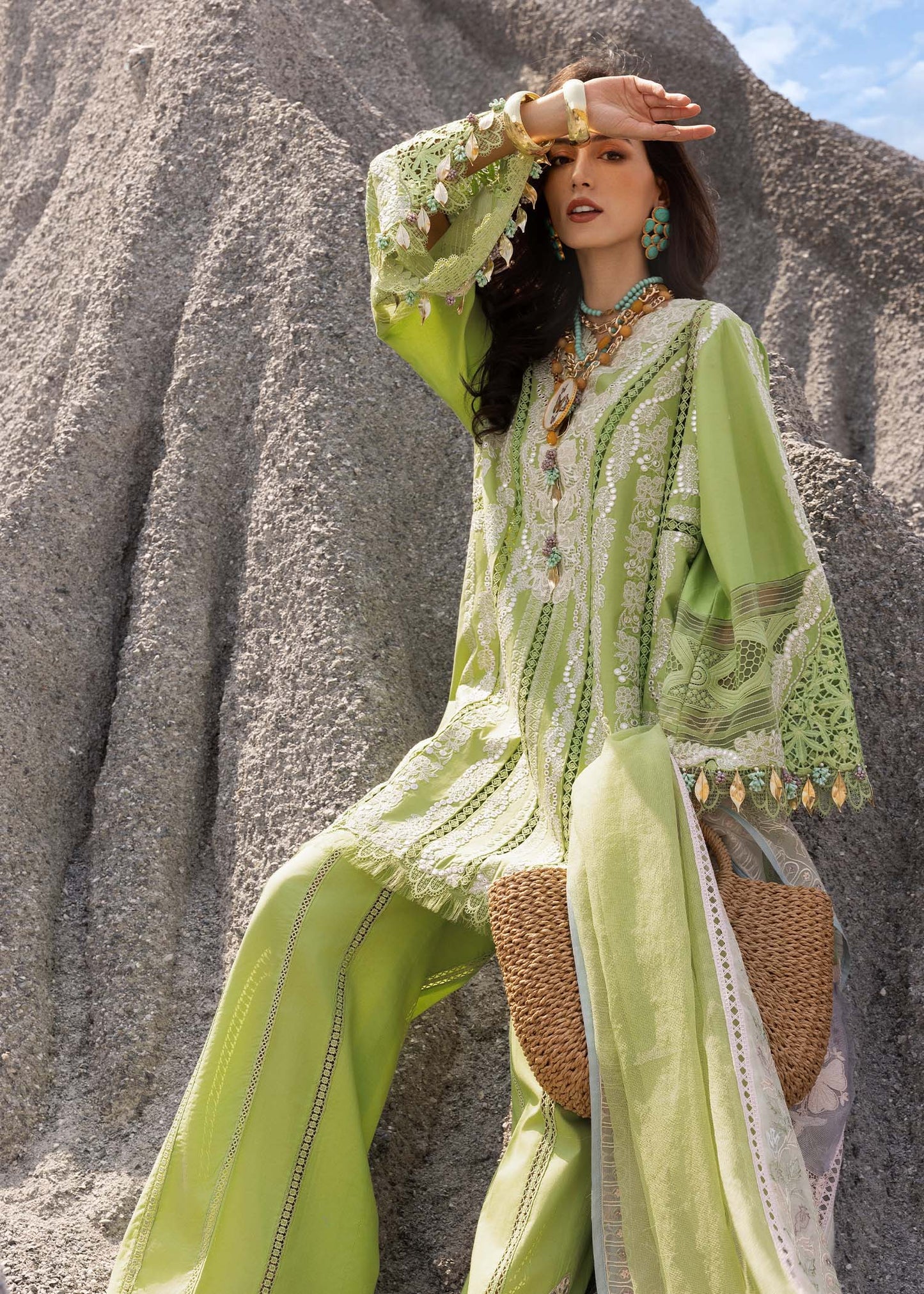 Saira Shakira Embroidered Luxury Lawn Unstitched 3Pc Suit NADINE-A