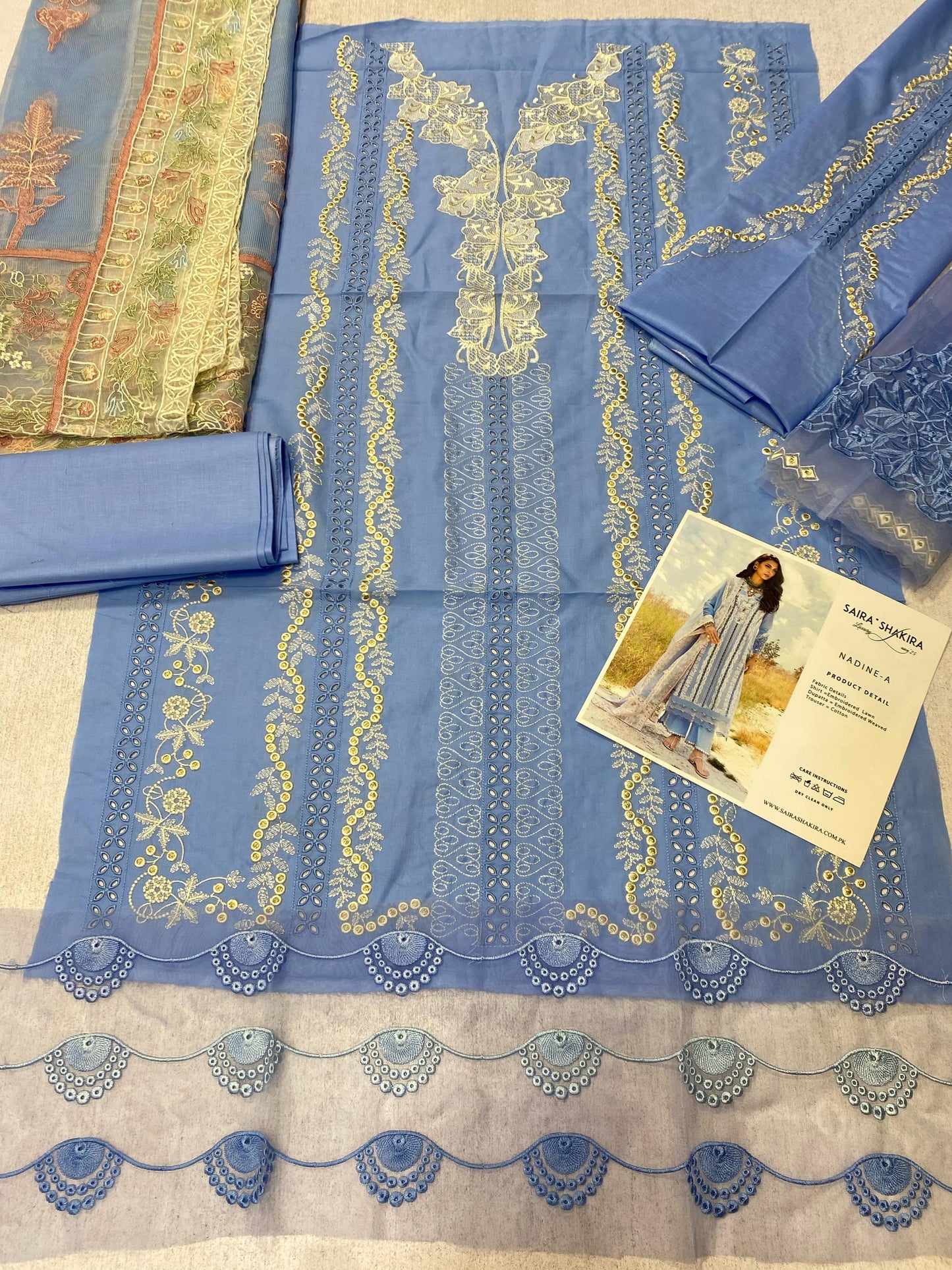 Saira Shakira Embroidered Luxury Lawn Unstitched 3Pc Suit NADINE-A