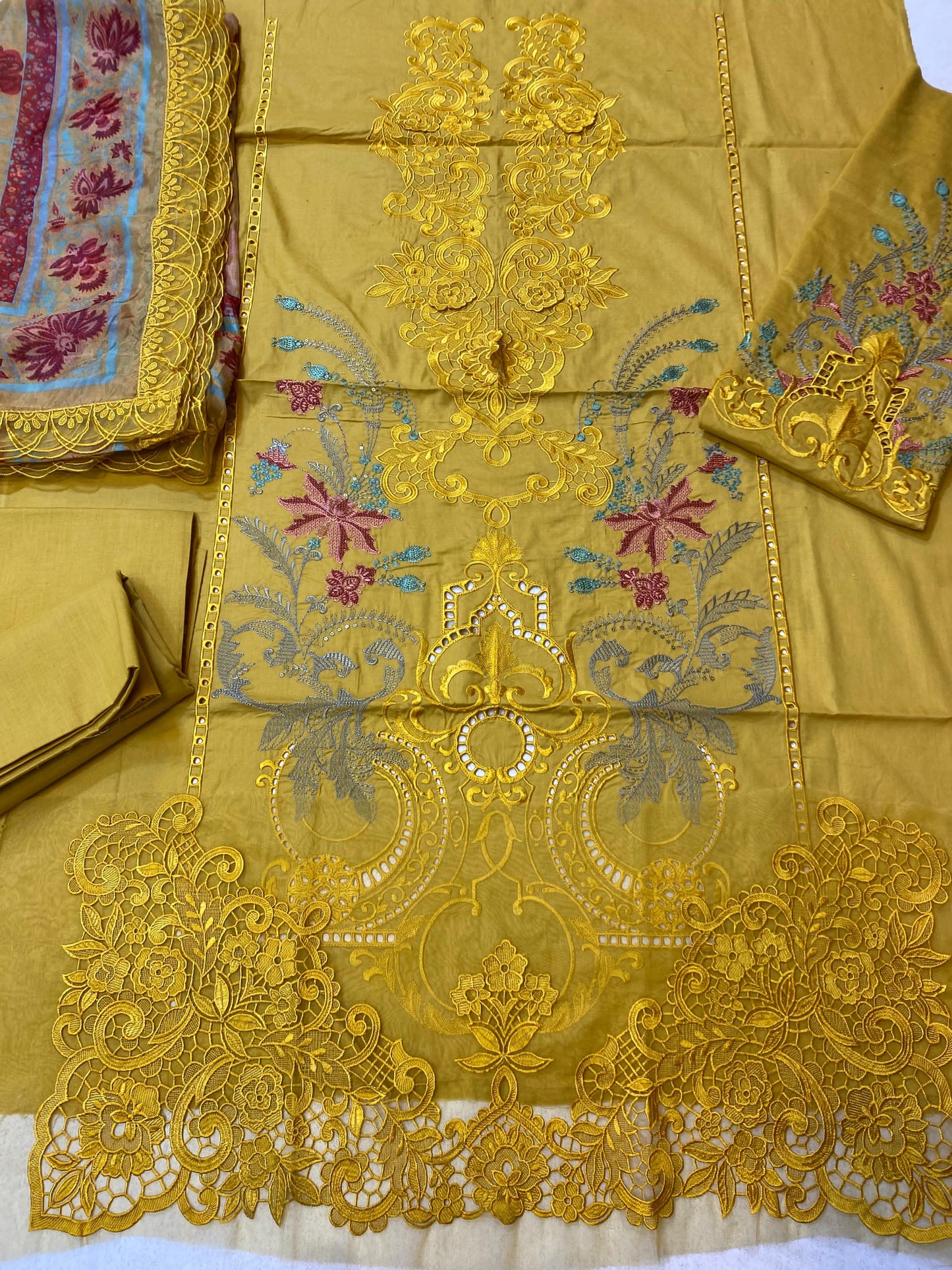 Maria B Embroidered Lawn Suits Unstitched 3 Piece D-06